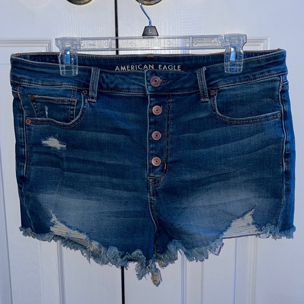 American Eagle Outfitters Hi-Rise Shortie